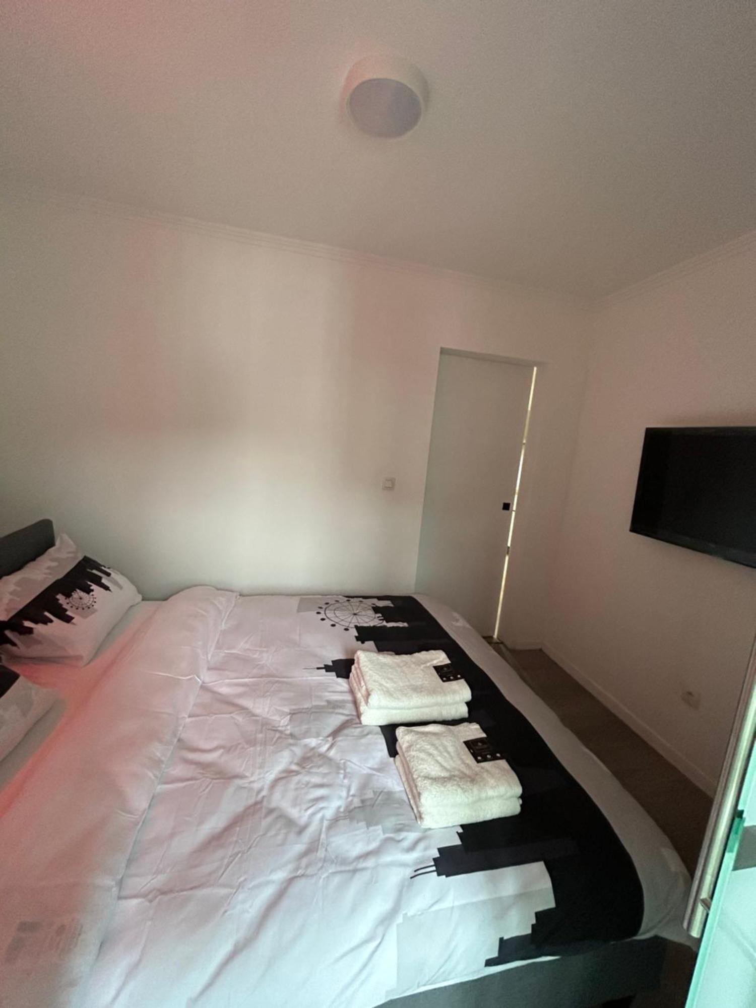 Foursuites Λιέγη Εξωτερικό φωτογραφία